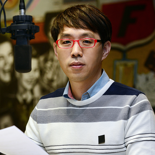 나눔이야기 (소식|나눔이야기)[아동권리영화제 인터뷰④ - 이동진 평론가] 영화평론가 이동진의 마음을 움직인 아동권리영화제