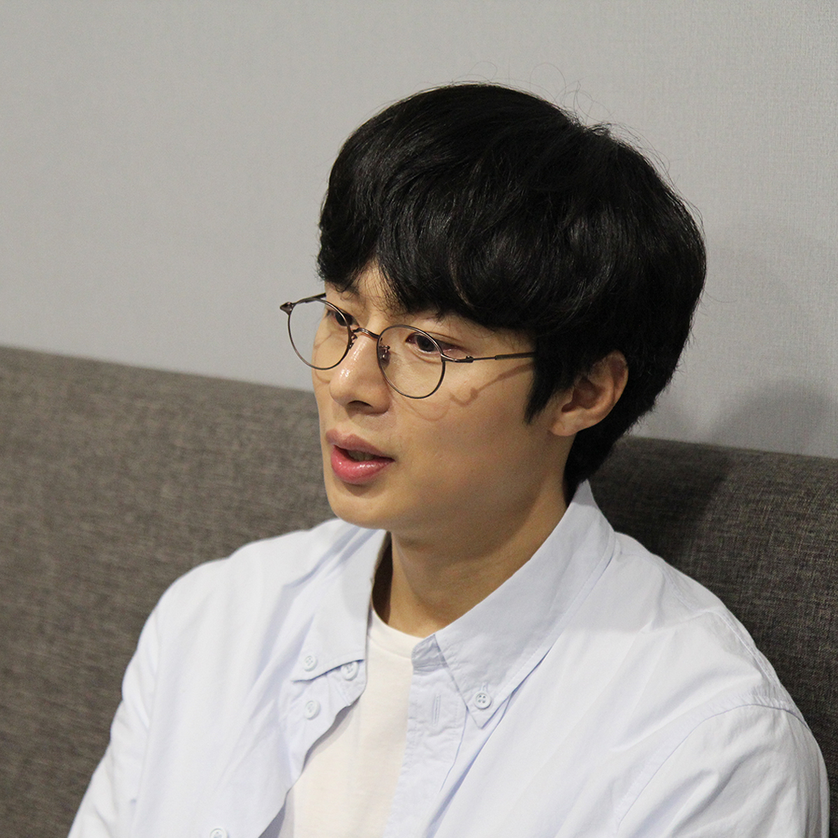 [기획특집] 나 홀로 선다 김충재 아티스트